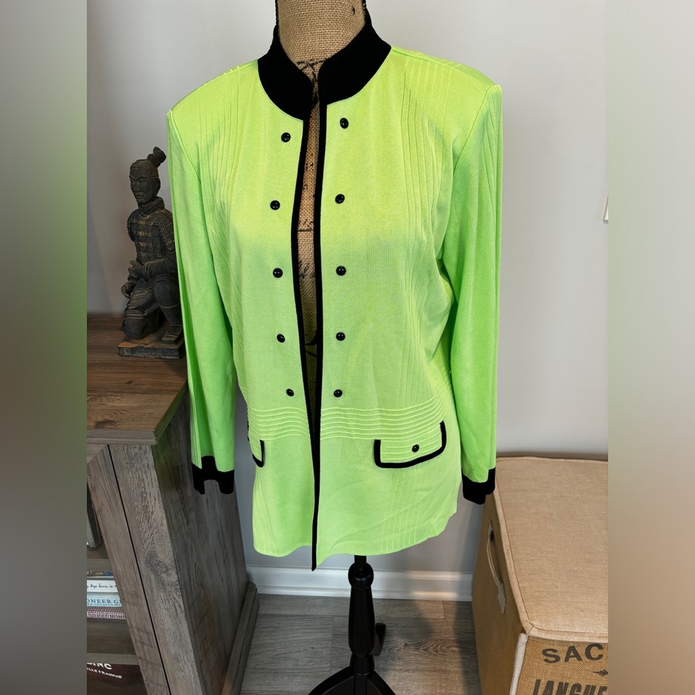 Ming Wang Green Sweater Jacket with black accents Size Large